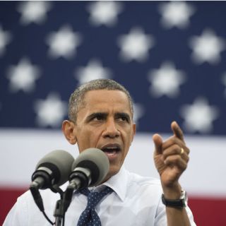 Obama rinde tributo a socorristas al recordar ataques del 11-S