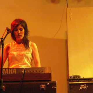 Stephanie Salas expone sus emociones en ''Soy lo que soy''