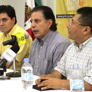 Salida de Obrador beneficiaría a PRD: Ortega