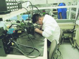 Falta por hacer. Aunque el Foro Económico Mundial admitió los avances en innovación, reconoció que este rubro permanece como un reto.  /