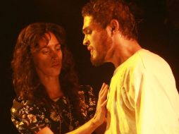 La puesta en escena pretende que el espectador se ría de las historias de infidelidad. ARCHIVO  /