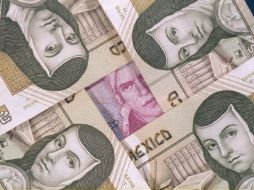 De acuerdo con analistas, el ''rally'' del peso podría prolongarse a zonas entre 12.80 y 12.70 unidades por dólar. ARCHIVO  /