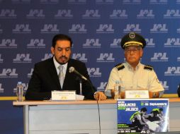 Rueda de prensa del secretario de Salud, José Antonio Muñoz y el titular de la UEPCBJ, Mayor Trinidad López Rivas. ESPECIAL  /