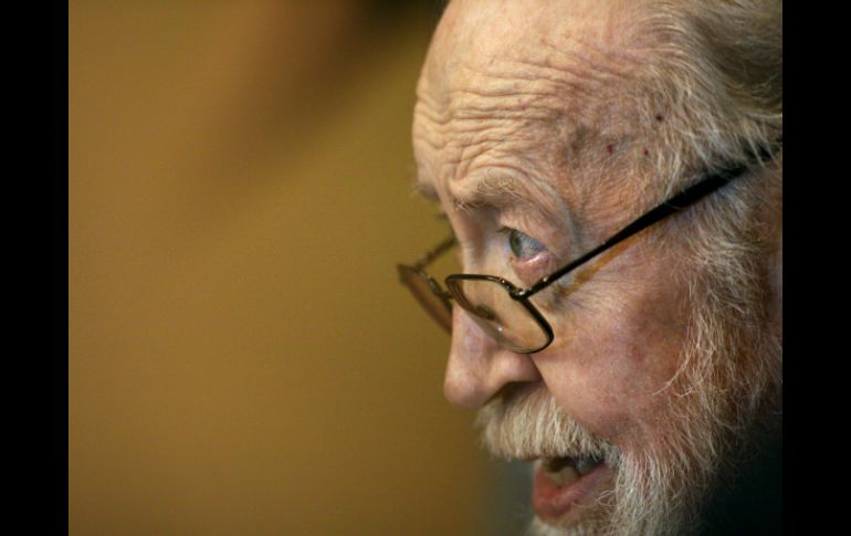 Ernesto de la Peña fue el Premio Nacional de las Ciencias y Artes 2003 en Literatura y Lingüística. ARCHIVO  /