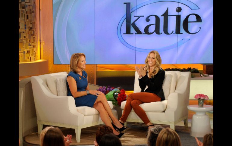 Katie Couric entrevista a Sheryl Crow en su programa televisivo. AP  /
