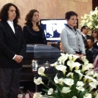 Bellas Artes, lleno de aplausos para despedir a De la Peña