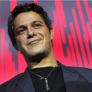 Alejandro Sanz produce canción por los damnificados de Lorca