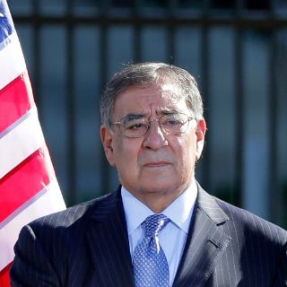 Panetta pide castigo a marine autor de libro sobre Bin Laden