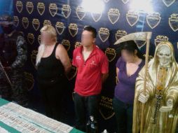 Fueron detenidos con una imagen de  un metro de altura de la Santa Muerte.  /