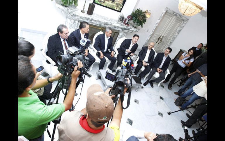 En la reunión estuvieron presentes los mandatarios de Colima, Zacatecas, Michoacán, Aguascalientes y Nayarit.  /