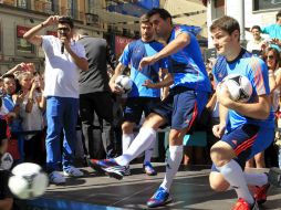 Los jugadores del Real Madrid, Iker Casillas (derecha), Álvaro Arbeloa (centro) y Xabi Alonso (izquierda). EFE  /