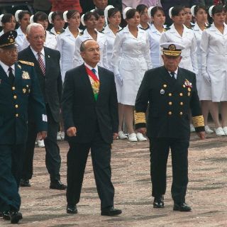 Presidente Calderón rinde homenaje a los Niños Héroes