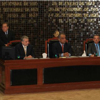 Persiste la opulencia e indigencia en Jalisco: diputada