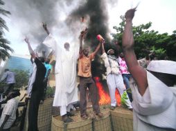 La película estadounidense que ridiculiza a Mahoma también generó protestas en Jartum. REUTERS  /
