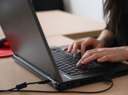 El manual responde a algunas preguntas prácticas que puede hacerse un usuario frecuente de redes sociales. ESPECIAL  /