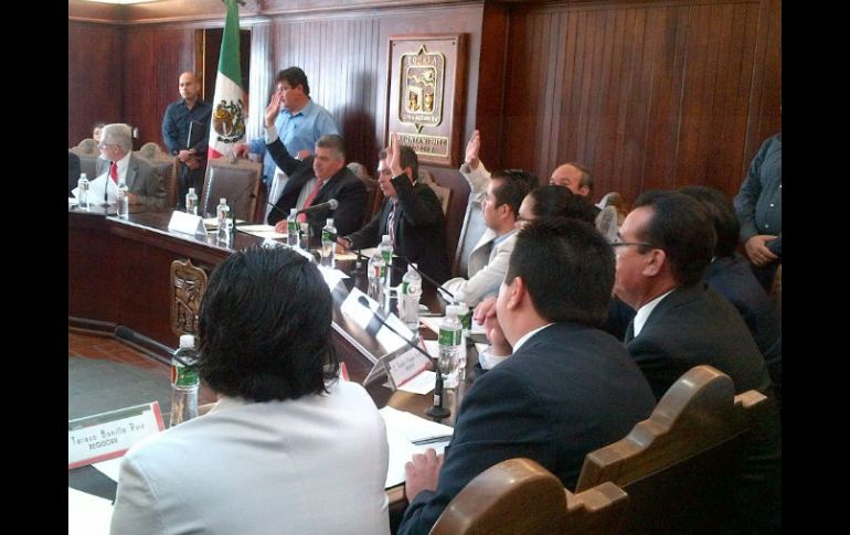 Durante la votación de la orden del día; regidores panistas votaron en contra.  /