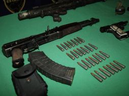 El rifle automático portaba un cargador con 20 cartuchos útiles según los agentes. ARCHIVO  /
