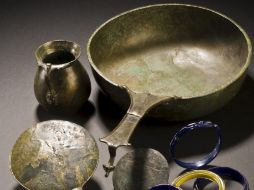Algunas de las piezas que integran la exposición ''El mundo de los celtas''. EFE  /