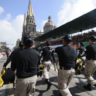 Desfilan por la Independencia