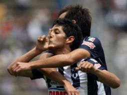 Ángel Reyna celebra el gol con el que Rayados ganó en Puebla. EFE  /