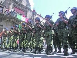 Zapopan. Contingentes militares lucieron sus galas y armamento en la conmemoración de la Independencia.  /