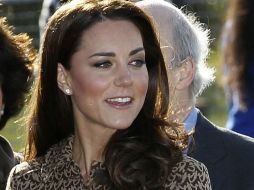 Según versiones de prensa, entre las fotos no publicadas habría algunas ''muy comprometedoras'' de los duques de Cambridge. ESPECIAL  /