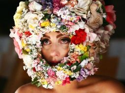 Lady Gaga presentó sus diseños más polémicos y destacados en la Semana de la Moda de Londres. XINHUA  /