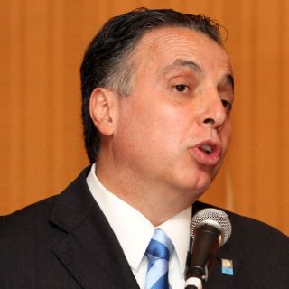 México defenderá a productores de tomate: Ferrari