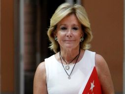 Esperanza Aguirre indicó que no dejaba completamente la vida política, sino que únicamente se retiraba 'de la primera fila'. EFE  /