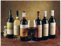 Una degustación de vino chileno acompañado de empanadas tradicionales clausuró el evento. ESPECIAL  /