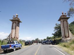 Los cuerpos fueron localizados en la carretera que conduce de Tizapán el Alto, Jalisco, a Cojumatlán de Régules, Michoacán. ARCHIVO  /
