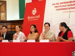 Autoridades del ayuntamiento tapatío presidieron el evento. ESPECIAL  /