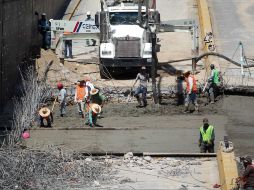 El avance en la reparación del colector de la Avenida López Mateos es de 60% y podría estar listo antes del domingo.  /