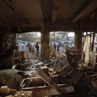 Al menos diez muertos al explotar una bomba en Pakistán