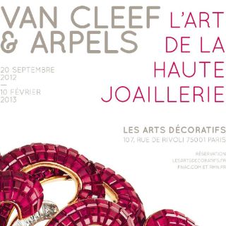 Las joyas engalanan al Louvre