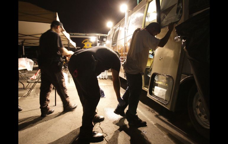 En caso de ser detenido, un inmigrante sólo debe proporcionar su nombre y fecha de nacimiento. AP  /