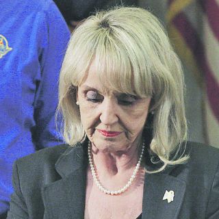 Capacitan a indocumentados para ''enfrentar'' a Policías