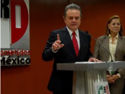 El dirigente nacional del PRI, Pedro Joaquín Coldwell, asegura que la reforma se analiza con profesionalismo y seriedad. ARCHIVO  /
