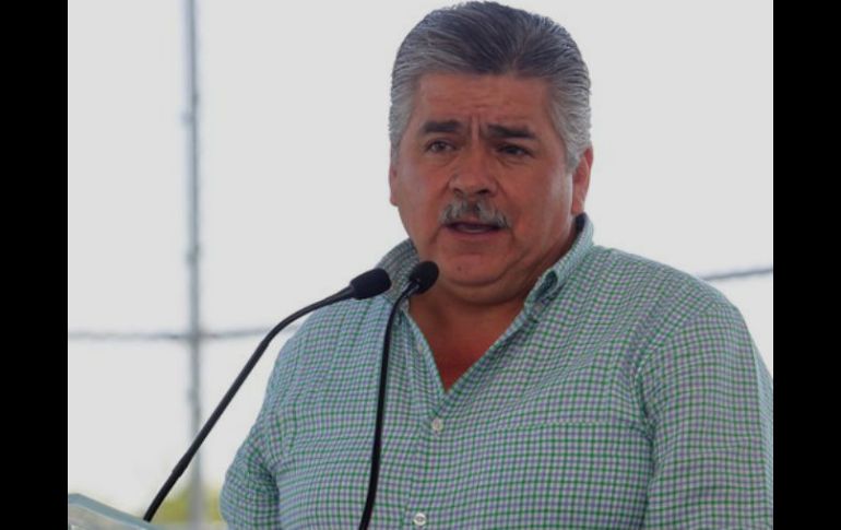 Antonio Mateos señala que es necesario seguir garantizando el abasto del líquido a los ciudadanos. ARCHIVO  /