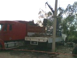 La grúa tocó los cables de alta tensión; el hombre perdió la vida al instante.  /