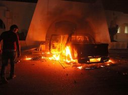 Manifestantes contrarios a la presencia de milicias armadas en el país, asaltaron los cuarteles de varias milicias. EFE  /