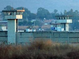 El mandatario apuntó que de momento no se tienen reportes sobre problemas al interior de las cárceles colimenses. ARCHIVO  /