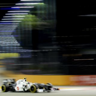 Pérez suma gracias a sanción de Webber