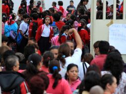 Las aportaciones ''voluntarias'', contradice al principio constitucional de que la educación pública es gratuita. ARCHIVO  /