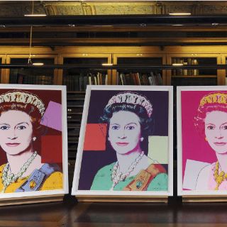 La Royal Collection adquiere retratos de Isabel II pintados por Warhol