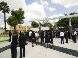La Plaza de la Bandera cuenta con concreto estampado y mejoradas áreas verdes.  /