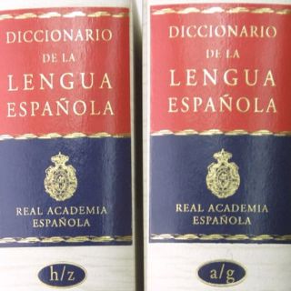 Fundéu BBVA: ''portaviones'' mejor que ''portaaviones''