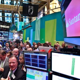 Acciones de Santander México aumentan 4.41%