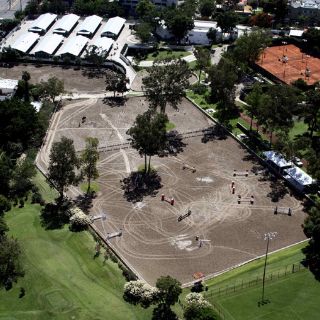 La actividad hípica continúa