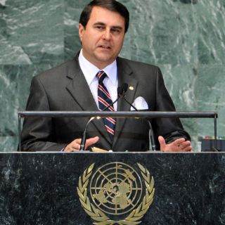 Lugo acusa a Franco de ''engañar'' a la ONU